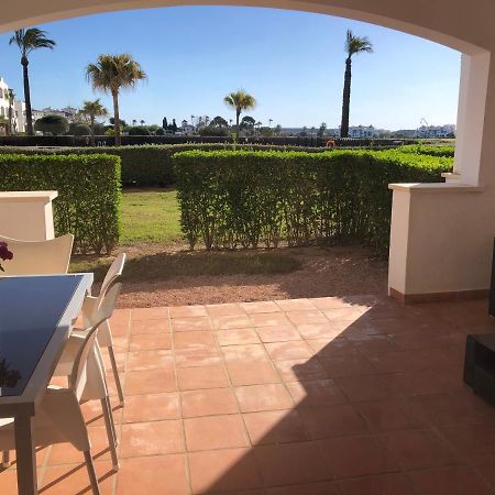 Villa Life . Precioso Bajo Frente Piscina Sucina Exterior foto