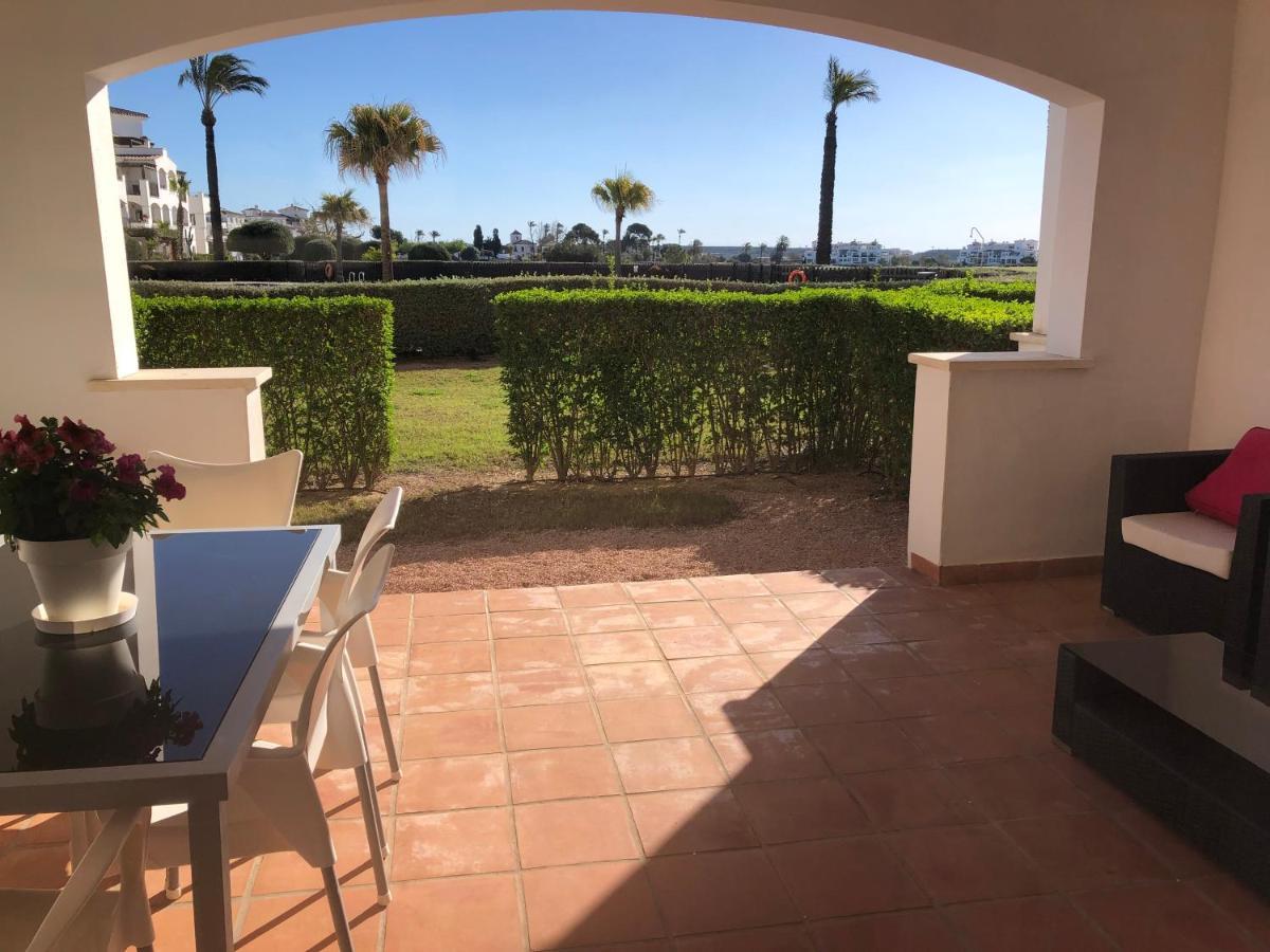Villa Life . Precioso Bajo Frente Piscina Sucina Exterior foto